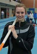 Nach der Bestleistung von vor 2 Wochen bei den Norddeutschen Meisterschaften (3,80 m) konnte Ria sich erneut um 10 cm steigern und übersprang in Halle 3,90 m.