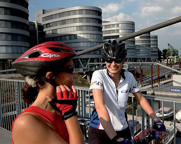 30 Personen DUISBURG PER RAD ENTDECKEN DIE MASSGESCHNEIDERTE FAHRRADTOUR Duisburg ist eine Stadt mit viel Natur, und wie lässt sich das besser erleben, als vom Fahrrad aus?