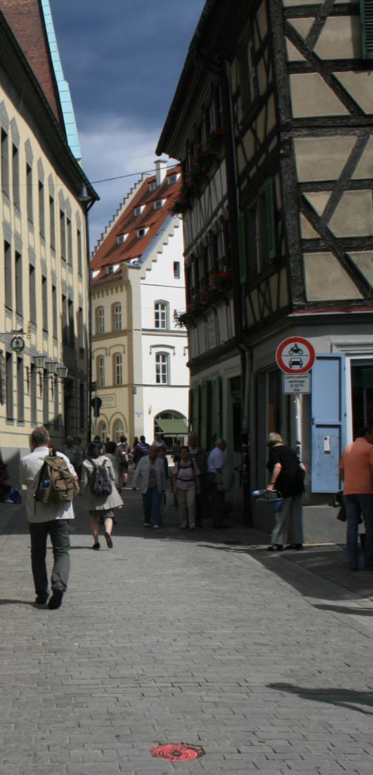 Inhalte 1. Problemlagen und Entwicklungstendenzen des Handels in historischen Stadt- und Ortskernen 2.