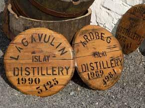 Erkunden Sie die Stadt und/oder besuchen Sie die erste Distillerie: Auchentoshan, eine Lowland Distillerie, die im Gegensatz zu den meisten ihren Whisky dreimal brennt.