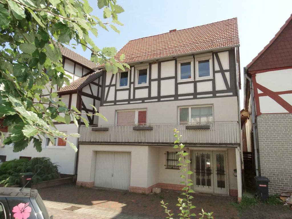 ROTENBURG-Braach 1-2-Familienhaus mit Balkonen und Garten in Rotenburg-Braach Grundstücksfläche: ca.