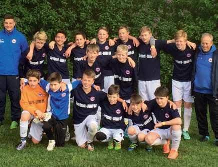 2.C-Junioren Bezirksliga Fußball Unser Ziel für die Saison war es, die Staffelmeisterschaft zu gewinnen. Mit einem Kader von 16 Spielern starteten wir unser Unternehmen.