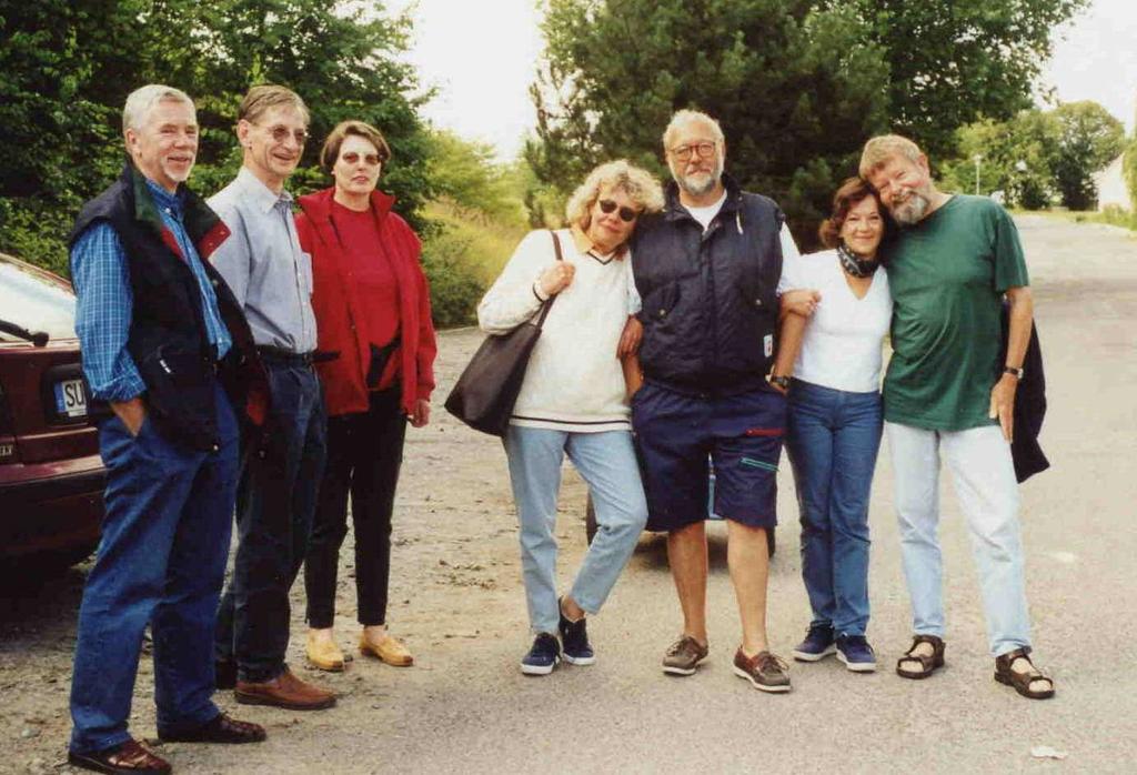 Bei Wind NW 2-4 Bft. geht es den Peenestrom herauf. Am Abend zeichnet sich die Katastrophe ab: Karl Dieter sucht, immer leise vor sich hin fluchend, das Schiff ab.