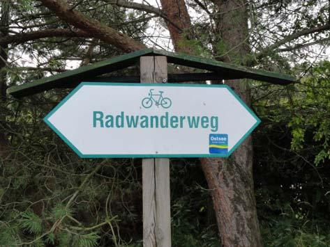2: Holzwegweiser, Ostseeküstenradweg, Gemeinde
