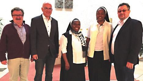Thika 17 Corpus Christi unterstützt das Missionsprojekt Thika in Kenia mit 600 Euro! In der Vorabendmesse am 2.