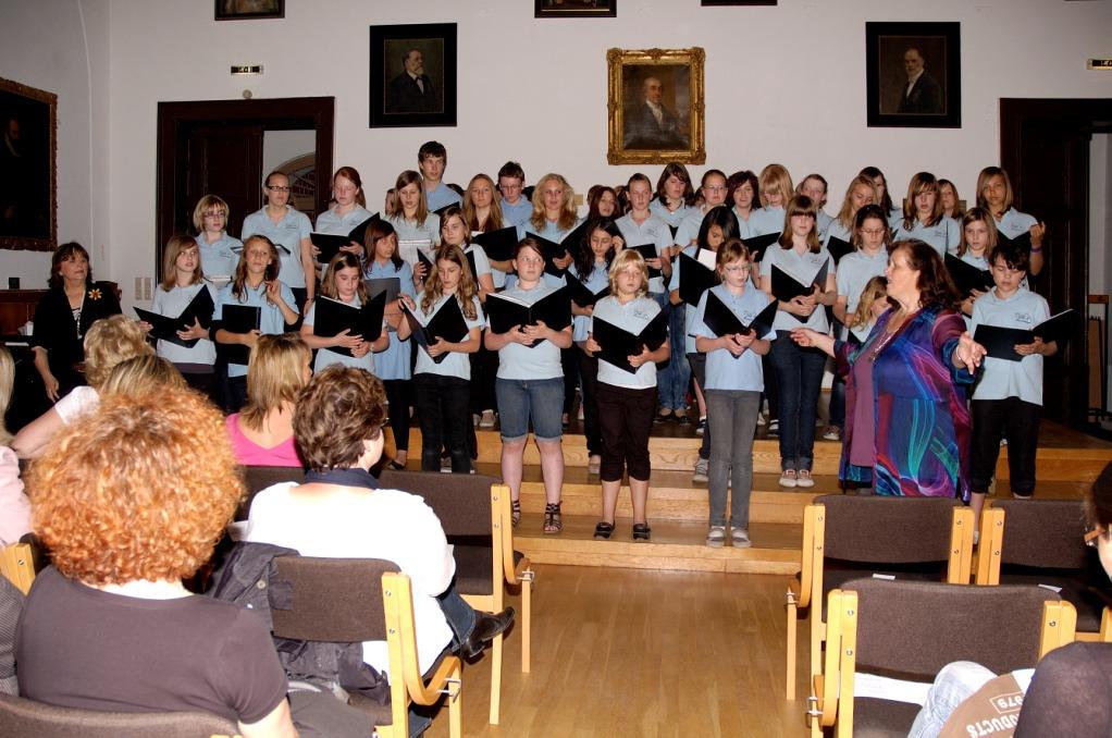 Chorkonzert und Tag der Begegnung während der Schulfesttage Am 13. und 14. Mai 2011 lud das Francisceum Zerbst zum 208. Schulgeburtstag ein.