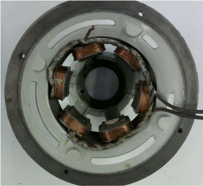 1 A, = 34 V BS-Lager Radiallüter Rotierende Dreiphasen- Wicklung q = 1 Rotierender Gleichrichter E = 0.