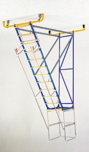 Rollbare Montagetreppen Einseitig besteigbar Holme aus Leichtstahl mit runden Kanten Hochwertige Verarbeitung Holme pulverbeschichtet blau RAL 5010 Beim Besteigen ist die Treppe gebremst Durch