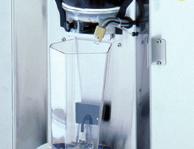 Automatisches Kalibriersystem Schwankende Schüttgewichte bei Milchaustauschern können Veränderungen in der Konzentration verursachen.