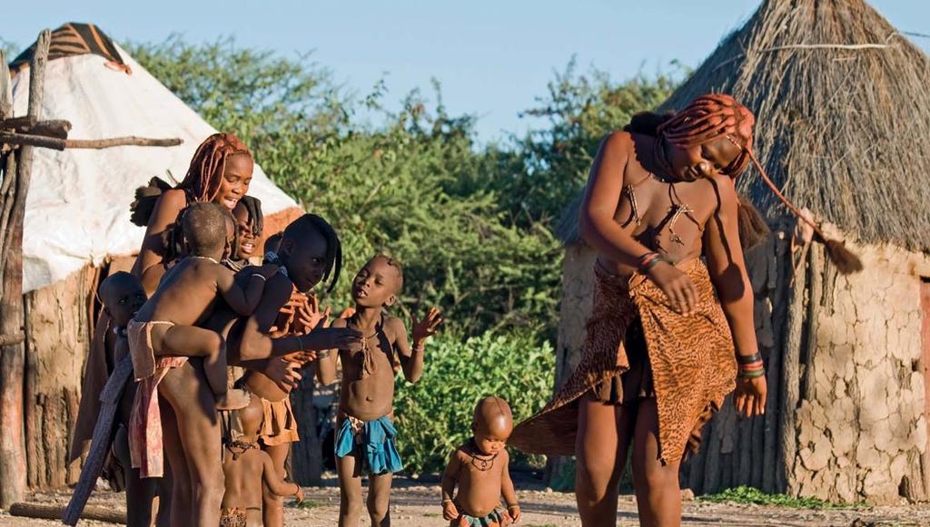 Namibia bei Freunden 15-tägige Kleingruppenreise mit Scharff Reiseleitung Wenn Fremde zu Freunden werden und ein fernes Land zu einem Stück neue Heimat wird, dann ist der Urlaub rundum perfekt.