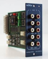 01 550,- CHF I/O Modul Das I/O Modul bietet bis zu 4 analoge Audio Eingänge (AUX1-AUX3 + REC-IN) und einen analogen Ausgang zur Aufnahme.
