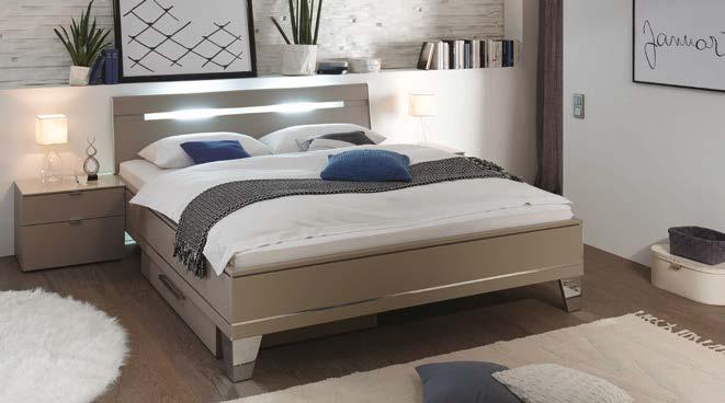 Alle Betten werden serienmäßig mit einer vierfach verstellbaren Lattenrost-Auflage ausgestattet, die es Ihnen ermöglicht, eine