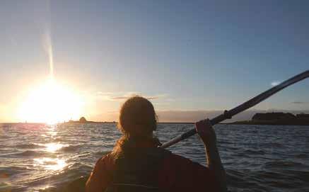 Die Seekajak-Wochenend-Touren Seekajak fahren für Fortgeschrittene im Wattenmeer und für AnfängerInnen auf der Schlei Mal kurz ein Wochenende abschalten, Seeluft schnuppern, Salz schmecken ein