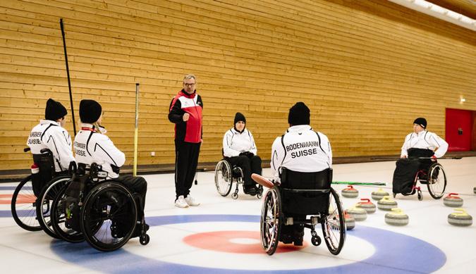Die Kanadier wissen auch bei den Fussgängern, wie Curling funktioniert. Wir sind trotzdem zuversichtlich, hallt es aus dem Schweizer Lager.