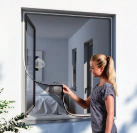 Griffe werkzeugfreie Montage: Befestigung mittels Magnetstreifen von außen am Fensterstock Anwendung: für