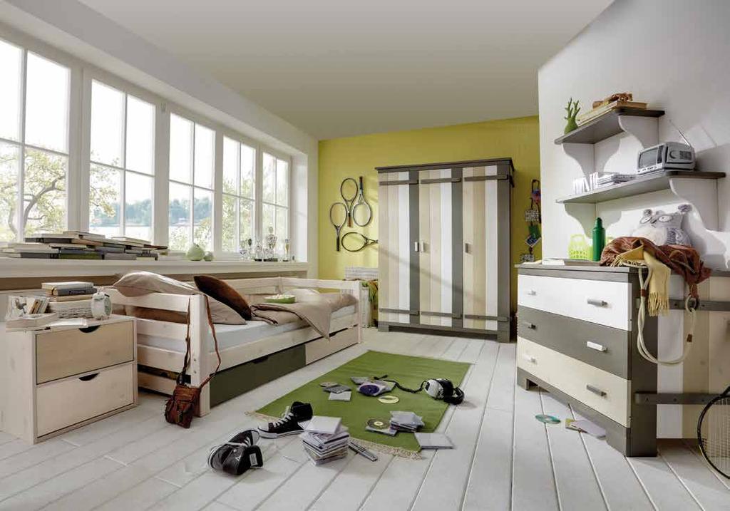 Zimmer, von denen Kinder träumen! Schreibtisch Merlin, Multicolor, mit 1 Tür und 1 Schubkasten, B/H/T: 124 x 75 x 60 cm.