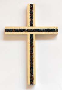 Kreuze aus Holz Buche mit Bernstein 2447 ca. 20 x 13 cm 2448 ca. 15 x 10 cm 2449 ca. 20 x 14 cm 2351 ca. 15 x 9,5 cm 2349 ca.