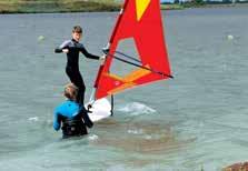 Seinen Höhepunkt mit gefeierten Größen wie Robby Naish und Bjørn Dunkerbeck hatte das Windsurfen in den 1980erund 1990er-Jahren, doch bis heute ist es ein beliebter Funsport für alle Altersgruppen.