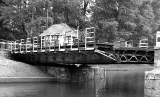 Alte Drehbrücke in Lötzen in Masuren Liebe Leserin, lieber Leser! Erinnern Sie sich noch, was uns unser Kinderchor beim letzten Gemeindefest zusang und versprach?