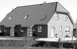 Eigentum statt Miete wenn nicht jetzt, wann dann? Neubau von 6 Doppelhäusern in Büdelsdorf Abb.: mit Sonderausstattung Finanzierungsbeispiel: Familie, verh.