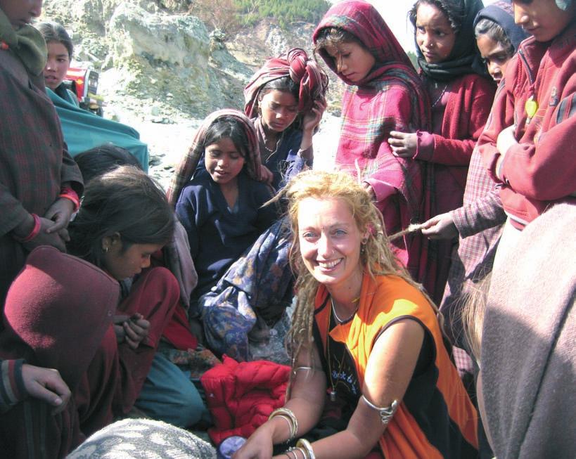 s gilt Dorfbewohnern in der Karnali-Zone im westlichen Nepal, dem am wenigsten entwickelten Gebiet des Landes.