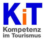 Kompetenz im Tourismus KiT Die Volkshochschulen in Thüringen - Partner für Qualität im Tourismus Das modulare Schulungsangebot KiT - Kompetenz im Tourismus umfasst eine Reihe von