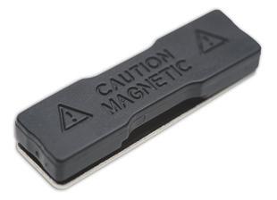 60 987-002 Hohe Magnetkraft Magnet ummantelt Träger aus Kunststoff Artikel-Nr. Bezeichnung Gewicht Größe 60 987-002 MAG 02 9 g 45 x 12 mm 0,90 MAG 03 Artikel-Nr.