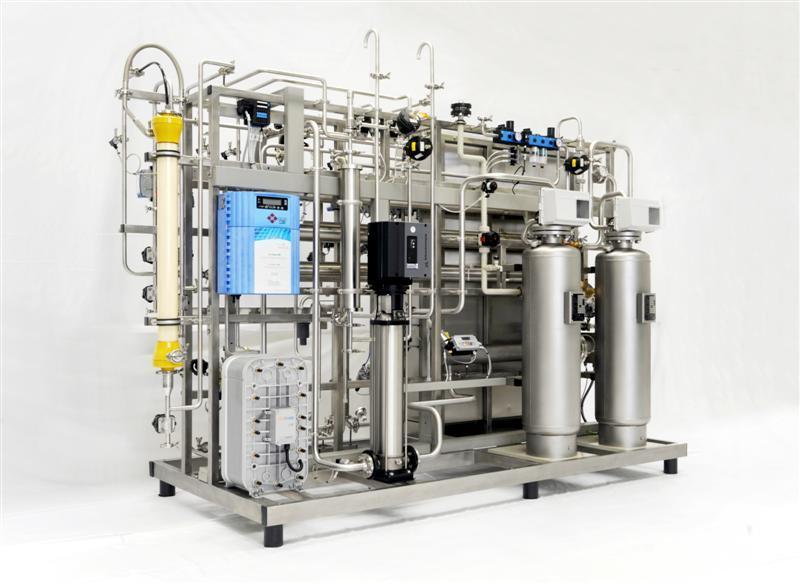 Pharmawasser- Erzeugungsanlage PW- Leistungen > 25 m3/h; Rücksspülbare Vorfiltration Doppelenthärtung mit Resthärteüberwachung TESTOMAT Zweistufige RO-Anlage Membran-Entgasung zur