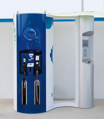 2 Brennstoffzelle 2.1 Basiswissen Wasserstoff 7 sind Brennstoffzellen im Freizeitsektor zur Stromversorgung zu finden (z. B. in Reisemobilen, Segelbooten, Ferienhäusern und Berghütten).