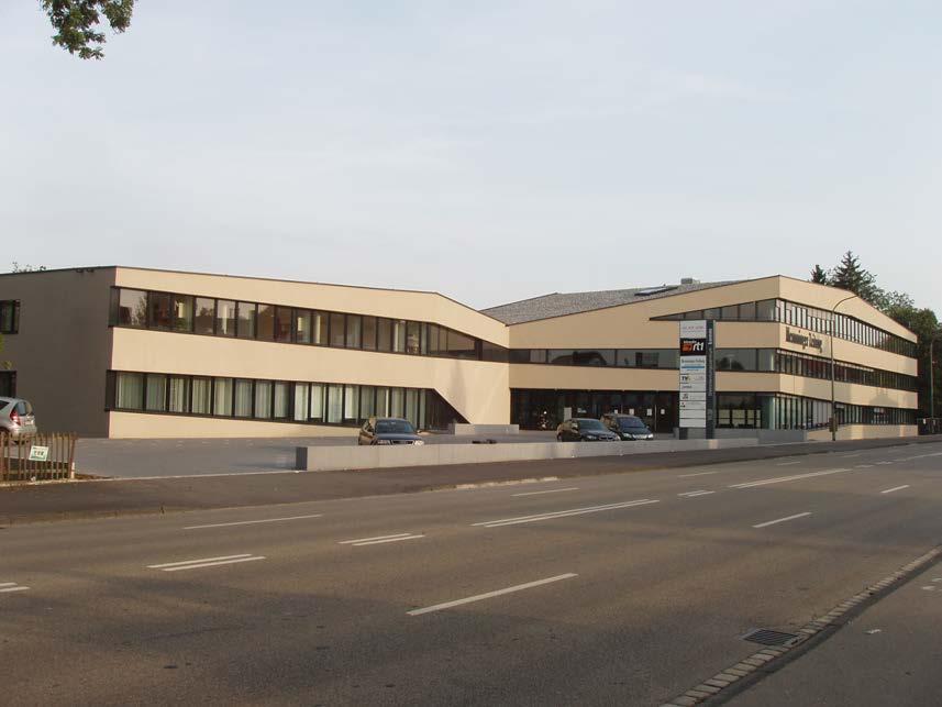 Dienstleistungsgebäude Memmingen Heizen und Kühlen Gebäudedaten: