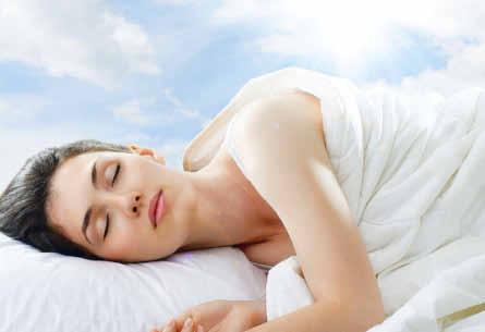 In jedem Schlafzyklus findet sich ein Wechsel von Tiefschlafphasen, von Phasen eines oberflächlicheren Schlafs und von Phasen des sogenannten REM- Schlafs (Traumschlaf).