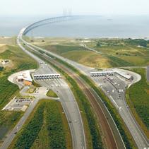 Kapazität Straßenverbindung Der Autobahnteil der Øresundbrücke ist für etwa 4.000 Kfz stündlich ausgelegt.