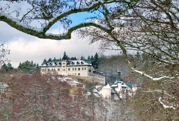 In Ihrem 4-Sterne-Hotel gibt es erstklassige Wellness-Angebote, für Spar mit!