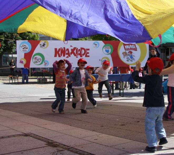 Referenz Seit über 20 Jahren gibt es in Bayern bereits ein ähnliches Projekt im Kindergarten unter dem Namen KNAXIADE. Die KNAXIADE ist bei allen Kindergärten sehr beliebt und erfolgreich.