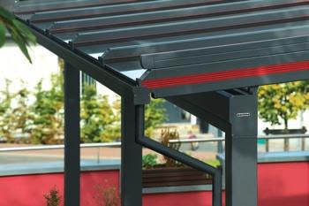Schiebe-Dreh-Systemen an den Seiten und der Front von WAREMA Terrassendächern bietet Rundum-Schutz für Ihr Terrassendach!