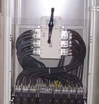 Bypass-Schalter Alle DeltaVolt Anlagen werden standardmäßig mit einem Bypass-Schalter als manuellen Lastumschalter ausgestattet.