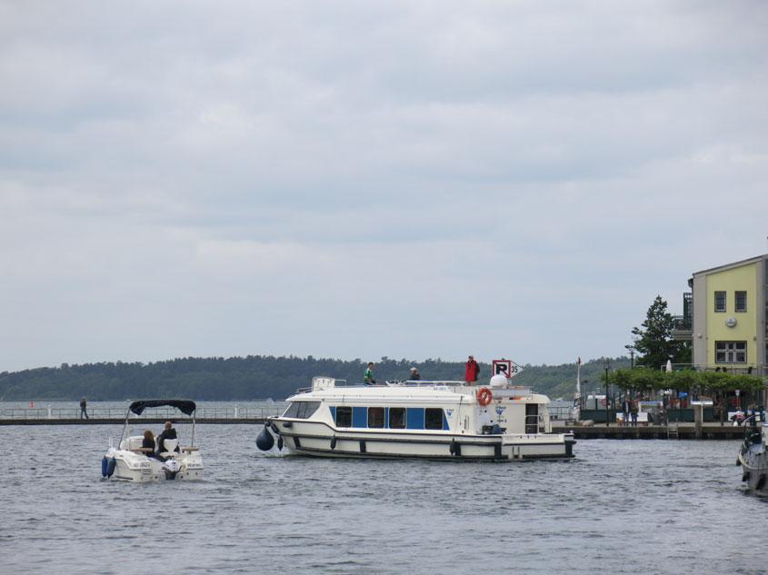 Bericht Nr. 103 Juli/August 2014 M.S. Kinette Von Schiffen und Fischen Die Mecklenburger Gross-Seenplatte ist ein grossartiges Fahrgebiet.