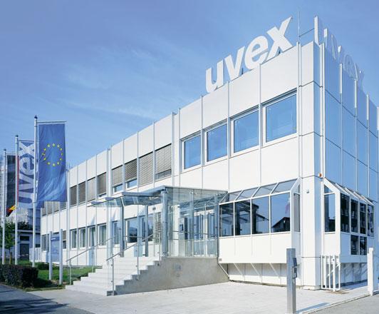 uvex high-fit uvex als Partner uvex als Partner Ihre Vorteile im Überblick Individuelle Lösung für jeden einzelnen Mitarbeiter Rechtssicherheit durch zertifizierte Produkte Individuelle Beratung für