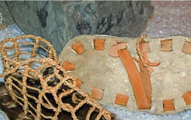 Ötzi, der Mann aus dem Eis Im Jahr 1991 entdeckten zwei Wanderer in