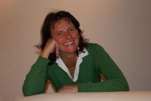 Referentin Ruth Meinhart ist Gründerin des Gedankensprungverlags und Autorin mit Leidenschaft.