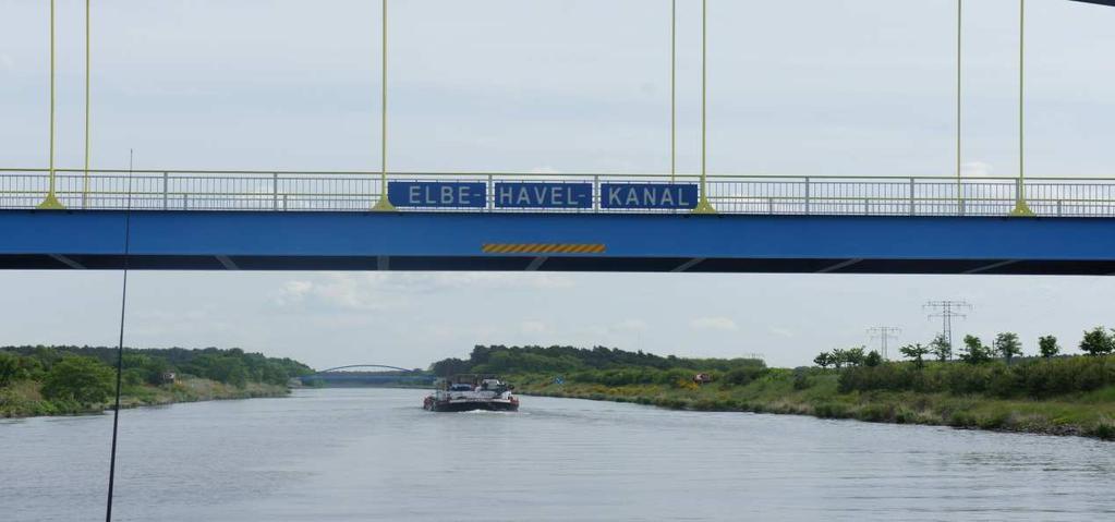 Schlussendlich führte uns PC-Navigo weiter Richtung Magdeburg, zur Ueberquerung der Elbe mittels Aequadukt,
