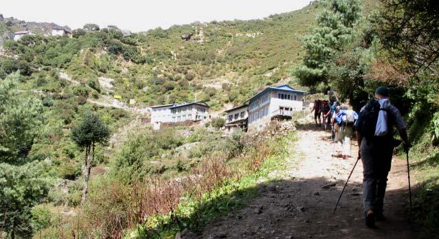 Tag: Namche-Khumjung-Namche 3500m/3800m F/M/A Lodge Der heutige Tag dient der Akklimatisation.