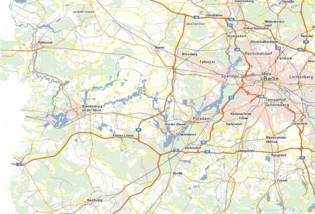 STANDORTBESCHREIBUNG Lage Die fast vollständig vom Landkreis Potsdam-Mittelmark umschlossene, kreisfreie Stadt Brandenburg an der Havel liegt auf einer Fläche von 228,8 Quadratkilometern im Westen