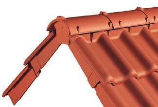 Ein echtes CREATON-Dach setzt ganz auf Keramik. Das voll keramische Firstlüftungssystem garantiert neben einem Dachquerschnitt* Entlüftung über Lüfterziegel. Firstziegel aufgemörtelt.