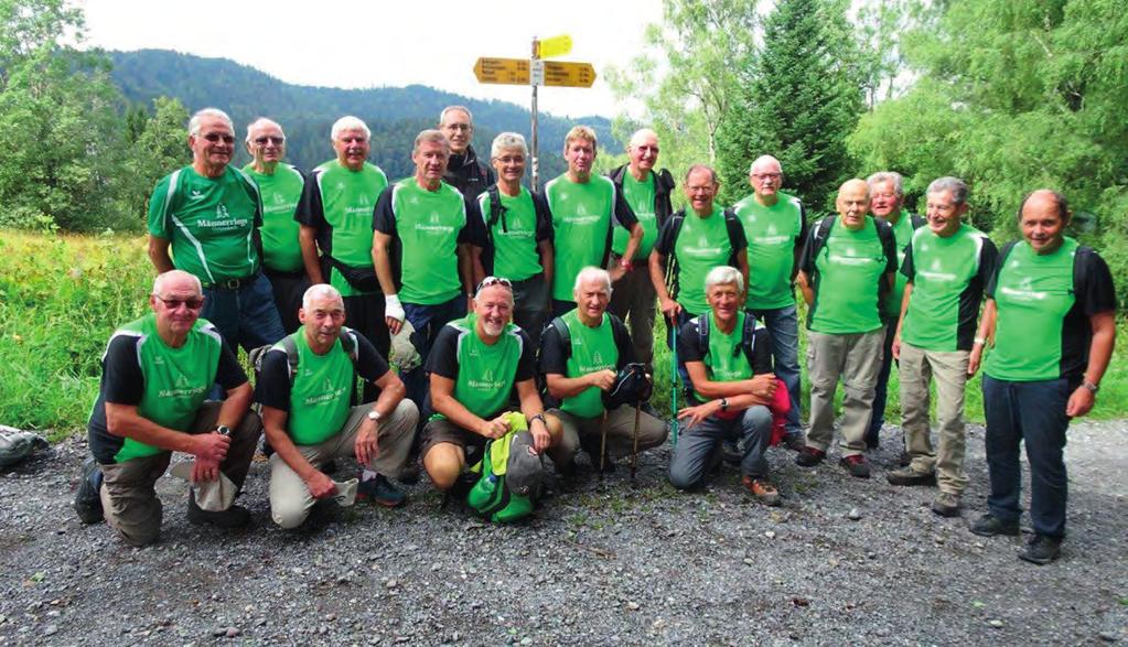 Vereine Reise auf den Zugerberg 22 Männerturner reisten am Samstag, 19. August 2017, mit Zug, Bus und Bergbahn auf den Zugerberg.
