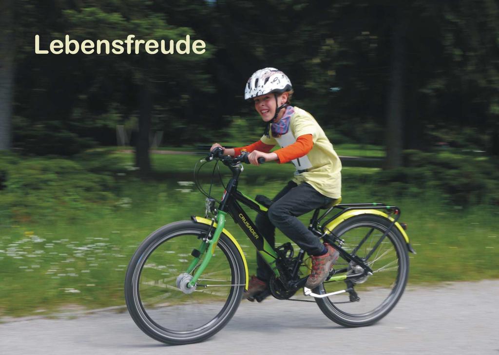 Motiv: adfc Mitglied unterwegs in Dessau, adfc Dessau - vergriffen Radfahren ist Lebensfreude pur, das wissen schon unsere jüngsten Mitglieder.