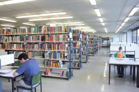 Seit im April 2011 die Fakultäten noch einmal darauf hingewiesen wurden, dass alle Literaturbestellungen an der TU Dortmund über die Bibliothek abgewickelt werden müssen, hat sich in den