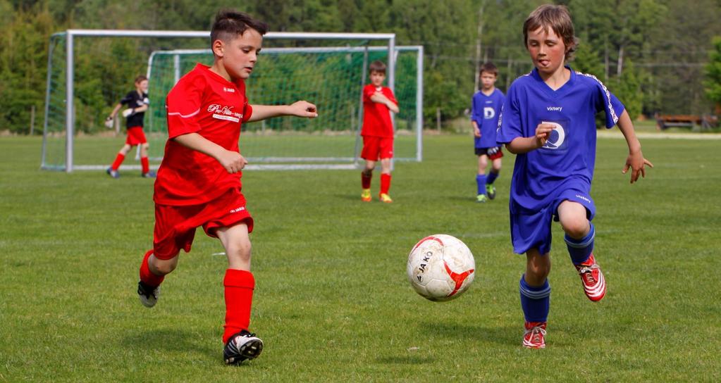 Einladung zur Abschlussfeier Beendet wird das Rubi Sport Fußballcamp am Sonntagnachmittag (ab ca.