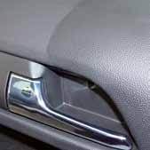 InteriorPflege INTERIOR CARE Im Fahrgastbereich eines Autos hat man es mit den unterschiedlichsten Materialien und Oberflächen zu tun.