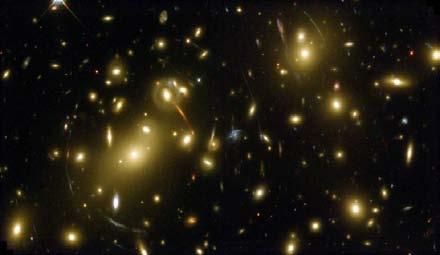 Massenbestimmung von Galaxienhaufen Massenbestimmung mit Virialsatz Virialmasse